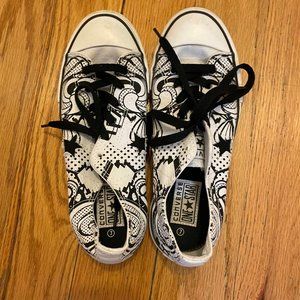 Converse OneStar US Women's 7 Black and White design